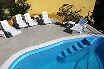 יורט דה מאר Apartamentos Ar Monjardi מלון